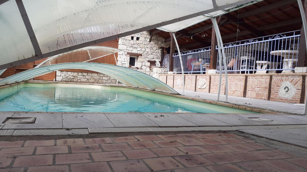 Chaleureux Cottage, Piscine Patio Tayrac  エクステリア 写真
