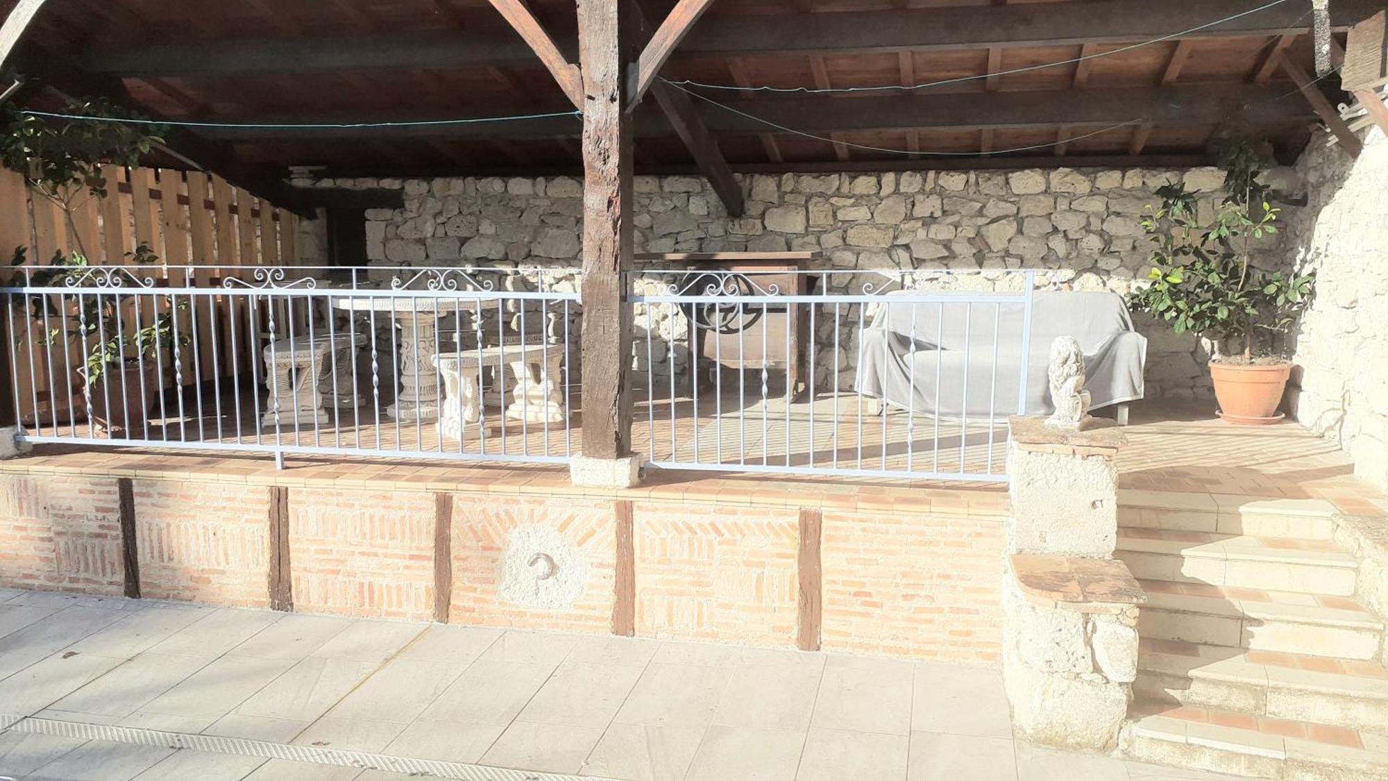 Chaleureux Cottage, Piscine Patio Tayrac  エクステリア 写真